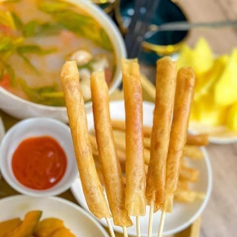 Nem chua vỏ giòn 5 chiếc-duoc-ban-tai-CLEANFASTFOOD - KOREAFOOD
