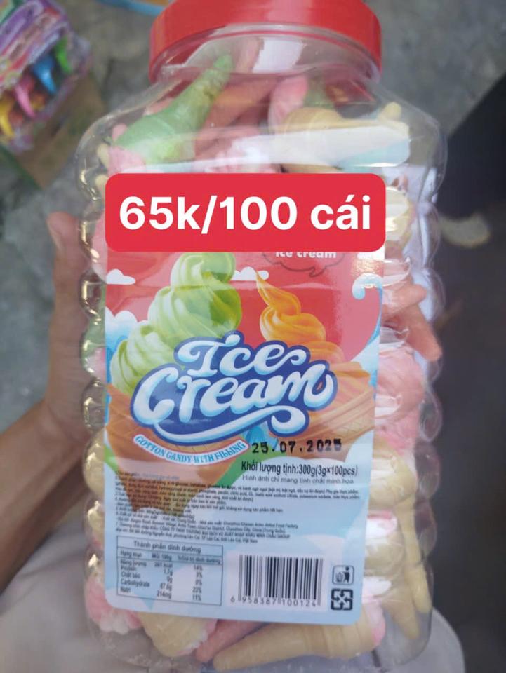 Hủ que kem/100 cái-duoc-ban-tai-Bé Chân 😘😘😘