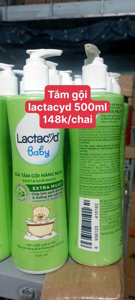 Tắm gội lactacyd 500ml/chai-duoc-ban-tai-Bé Chân 😘😘😘
