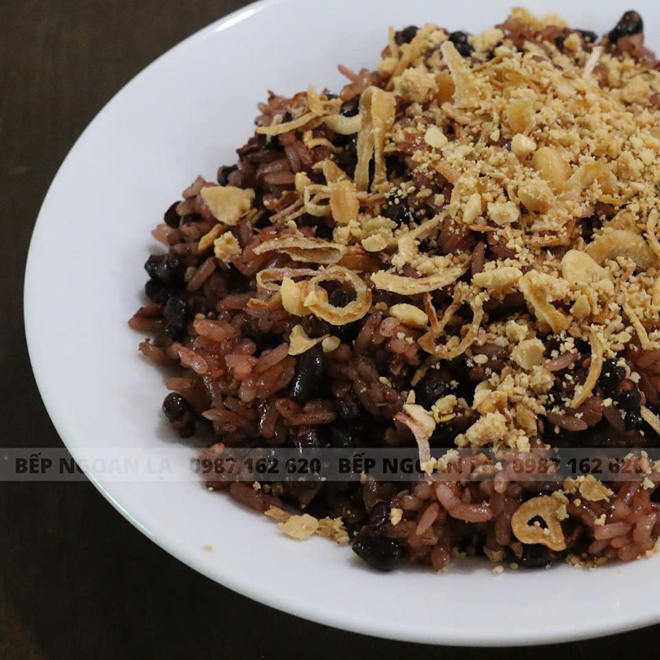 Xôi đỗ đen chay-duoc-ban-tai-Ngoan La Shop