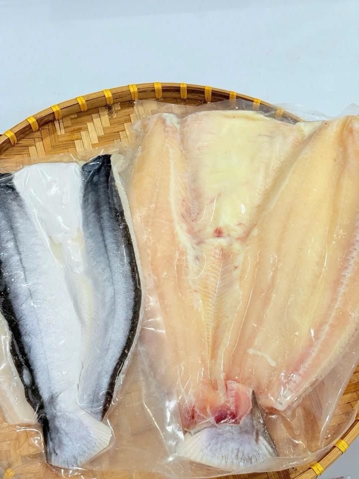 Cá Dứa Thiên Nhiên Cần Giờ Xịn 1 Nắng 2 Sọc -duoc-ban-tai-PYLUCKFOODS - CỬA HÀNG THỰC PHẨM MAY MẮN VÀ HẠNH PHÚC