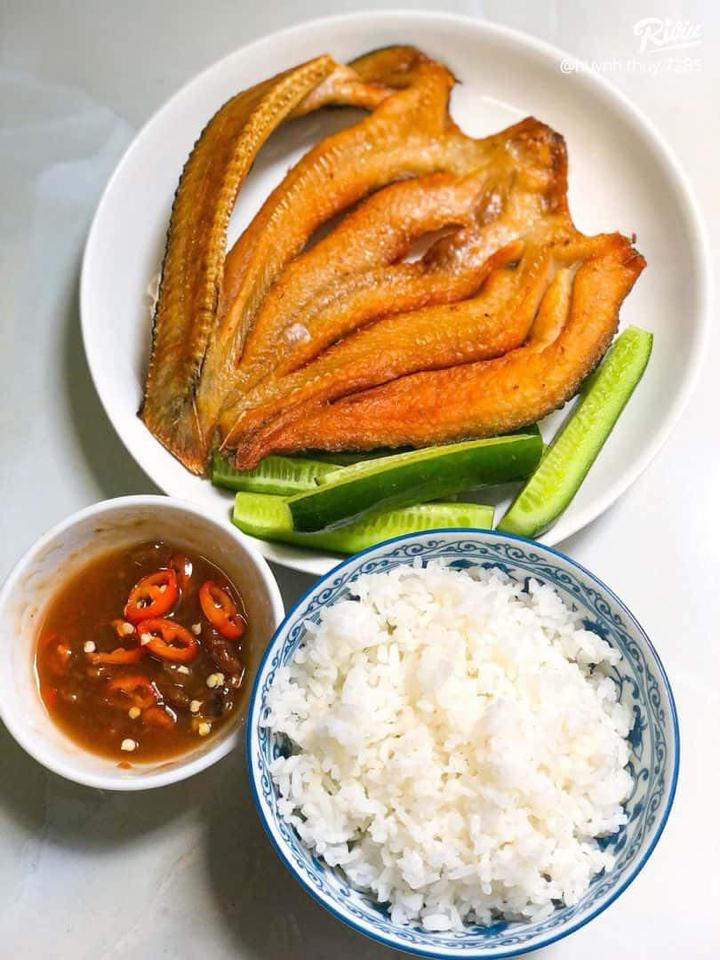 Khô Cá Lóc 2 Nắng -duoc-ban-tai-PYLUCKFOODS - CỬA HÀNG THỰC PHẨM MAY MẮN VÀ HẠNH PHÚC
