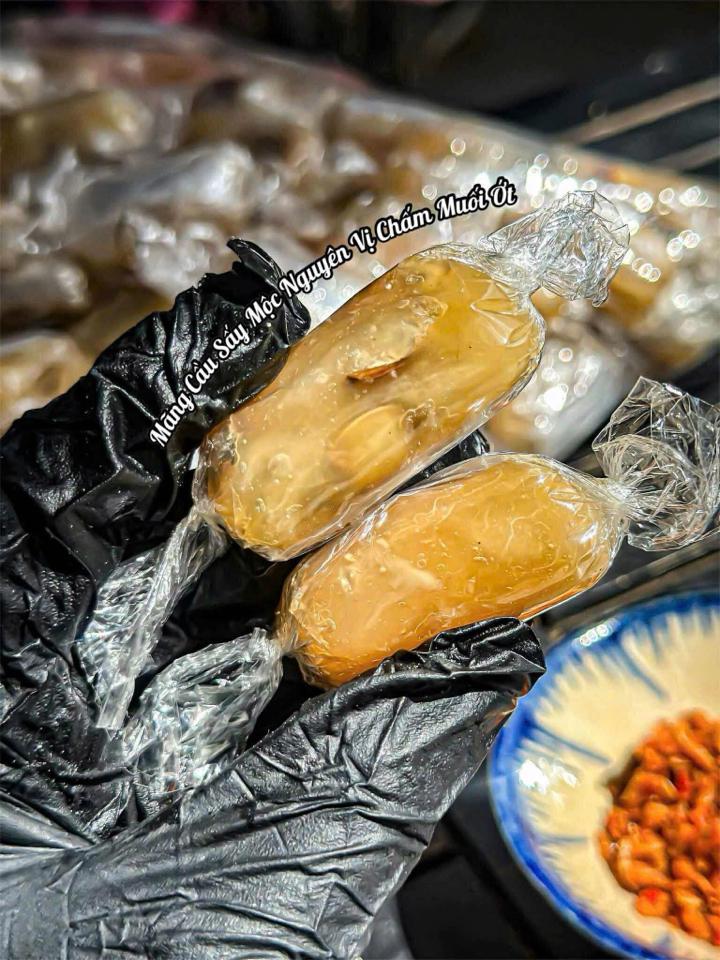 Mãng Cầu Sấy Mộc Nguyên Vị - Tặng Kèm Muối Tép-duoc-ban-tai-PYLUCKFOODS - CỬA HÀNG THỰC PHẨM MAY MẮN VÀ HẠNH PHÚC