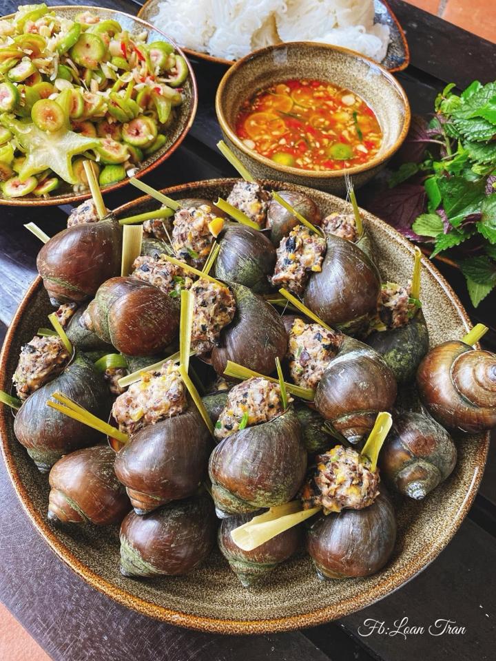 Ốc Nhồi Con Loại VIP ( Ốc Bưu Đen ) -duoc-ban-tai-PYLUCKFOODS - CỬA HÀNG THỰC PHẨM MAY MẮN VÀ HẠNH PHÚC