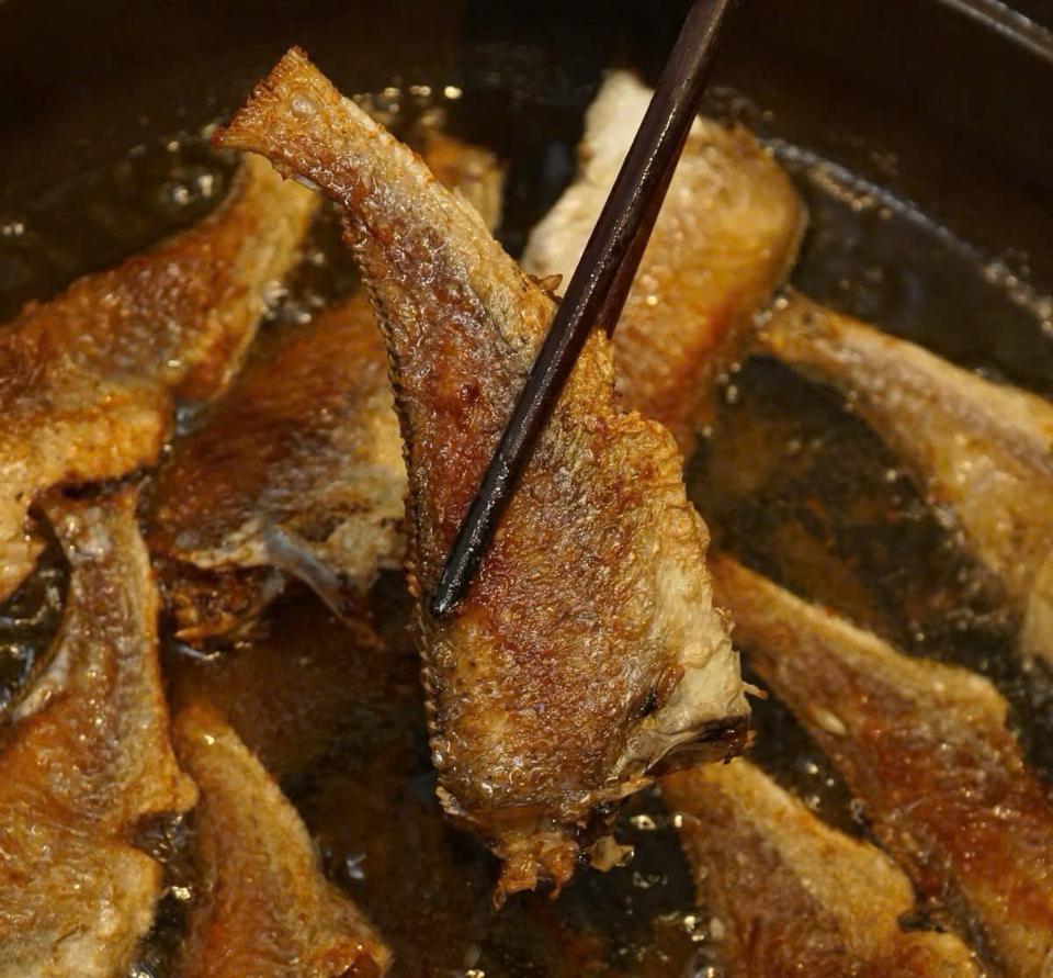 Cá Đù Con 1N Lớn-duoc-ban-tai-PYLUCKFOODS - CỬA HÀNG THỰC PHẨM MAY MẮN VÀ HẠNH PHÚC