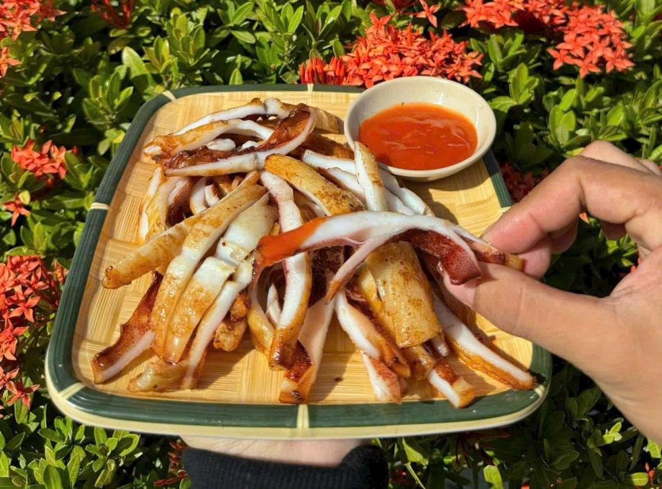 Mực 2N Size 6 con-duoc-ban-tai-PYLUCKFOODS - CỬA HÀNG THỰC PHẨM MAY MẮN VÀ HẠNH PHÚC