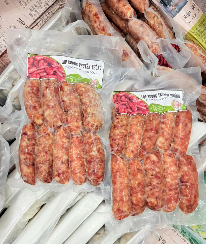 Lạp Xưởng Tươi Truyền Thống-duoc-ban-tai-PYLUCKFOODS - CỬA HÀNG THỰC PHẨM MAY MẮN VÀ HẠNH PHÚC
