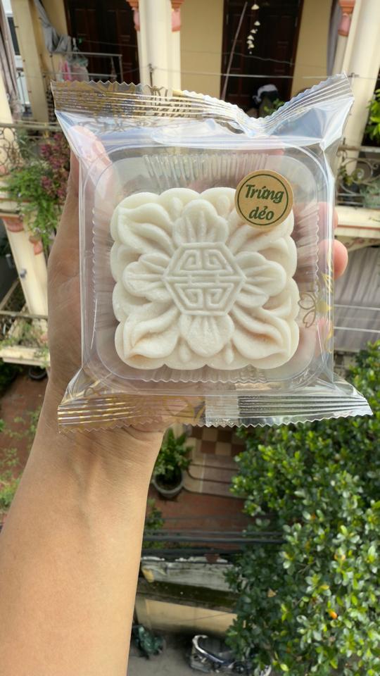 Bánh dẻo trứng muối ( 180g ) -duoc-ban-tai-Tiệm bánh Chum Chum - Ngọc Hồi