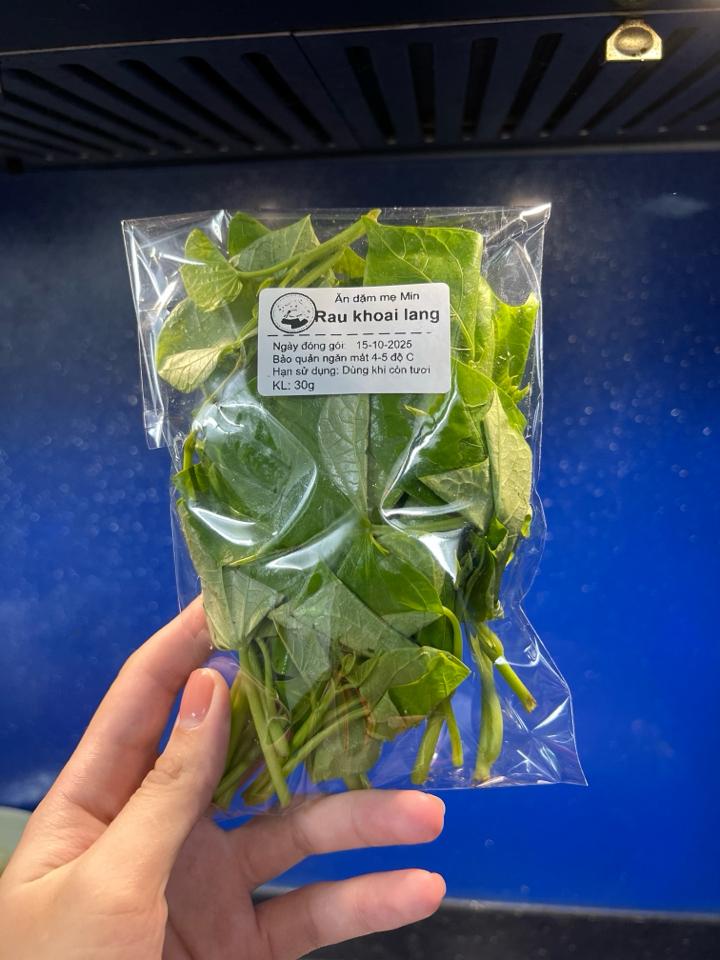 Rau khoai lang-duoc-ban-tai-Ăn dặm mẹ Min