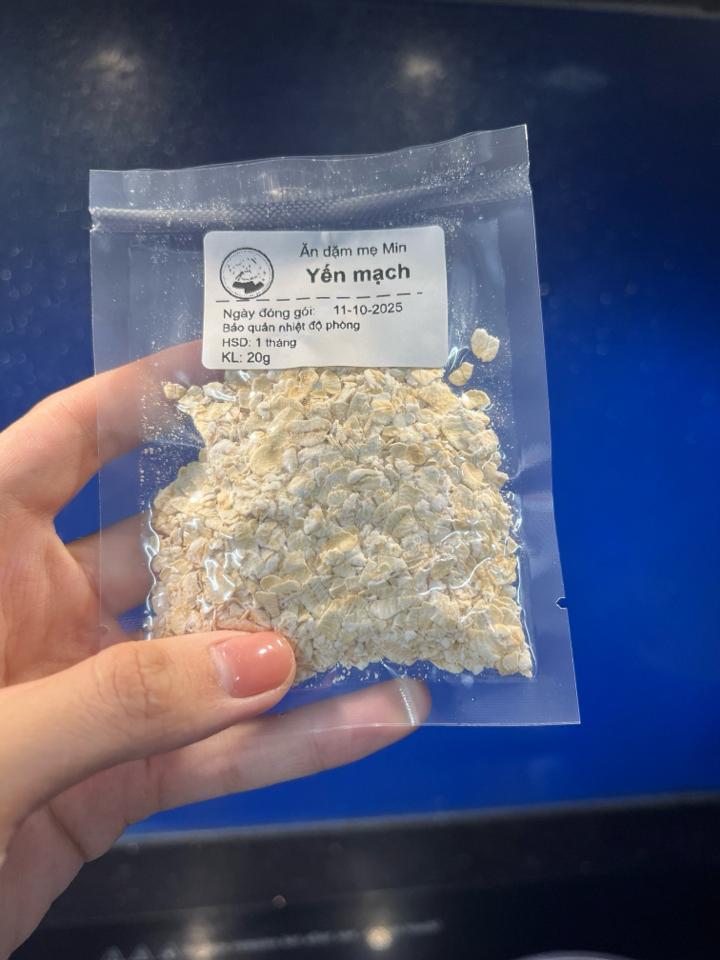 Yến mạch-duoc-ban-tai-Ăn dặm mẹ Min