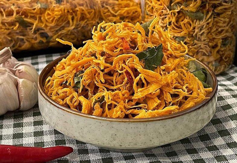 KHÔ GÀ LÁ CHANH SỢI-duoc-ban-tai-Nhà của Mẹ Nghé Ngọ