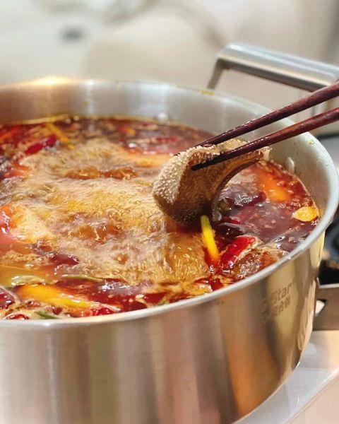 Set LẨU BÒ MÔNG CỔ-duoc-ban-tai-Nhà của Mẹ Nghé Ngọ