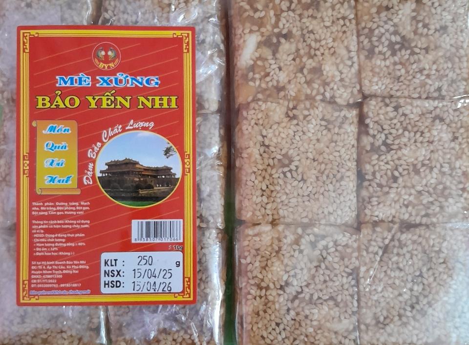 Yến Nhi Mè 250g - 6 Miếng-duoc-ban-tai-BÁNH PÍA HẢI SƠN