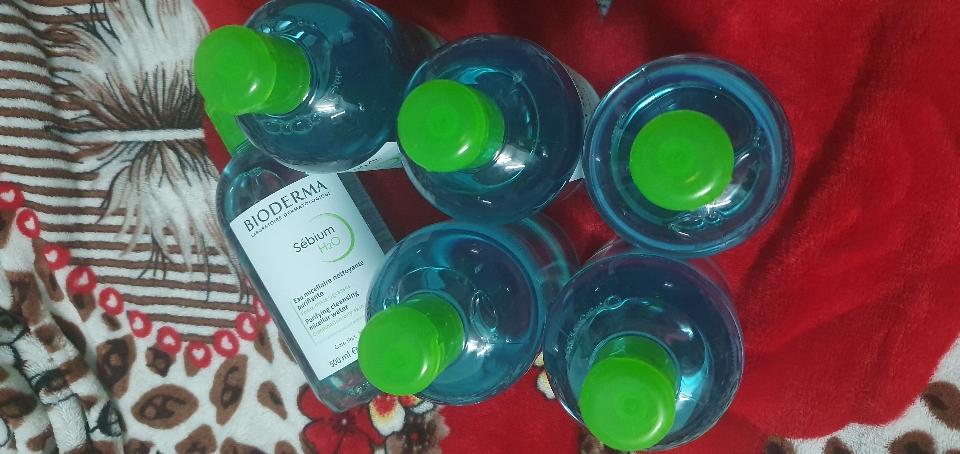 Tẩy trang Bioderma 500ml - Xanh -duoc-ban-tai-Da liễu Bác sĩ Hải Hà - BV Da liễu Hải Dương, 144 Quang Trung, tpHD