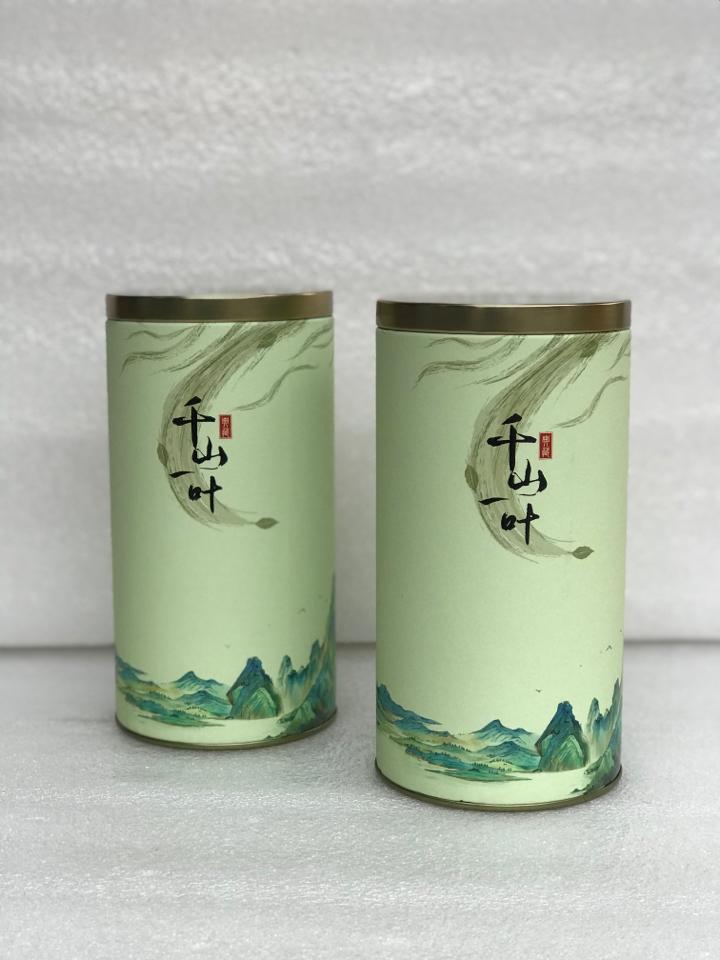 Lon kem núi 200g-duoc-ban-tai-Phạm Thuỳ Linh