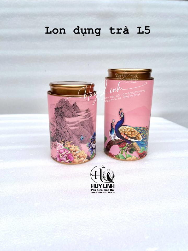 Lon trà L5 HỒNG-duoc-ban-tai-Phạm Thuỳ Linh