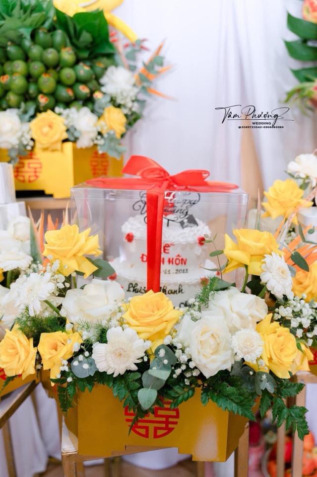 Mica vuông nhỏ (33x cao 26cm)-duoc-ban-tai-PHẠM THUỲ LINH CS2 (Sài Gòn)