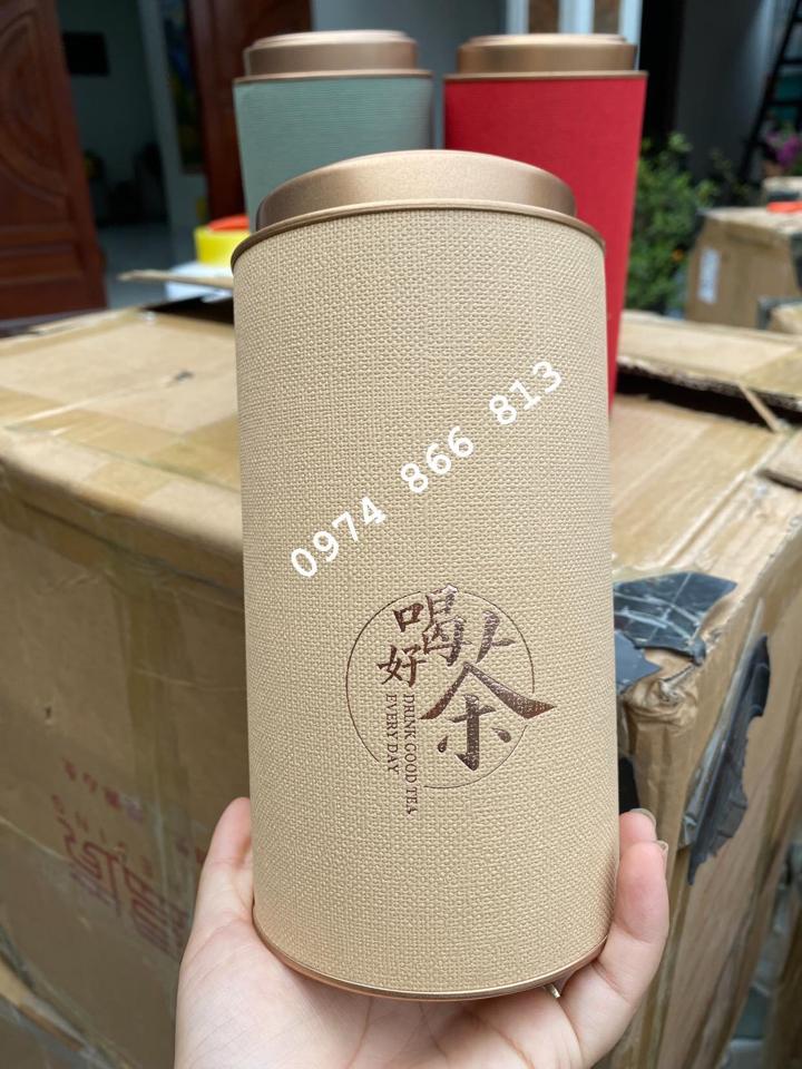 Lon kem chữ đựng trà 200g-duoc-ban-tai-Phạm Thuỳ Linh