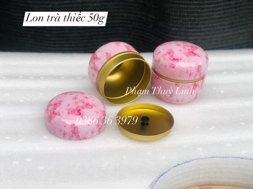 Lon trà 50g - HỒNG-duoc-ban-tai-Phạm Thuỳ Linh