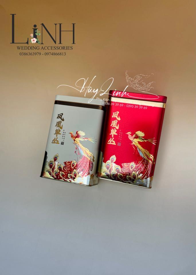 Hộp thiếc 250g V1 -duoc-ban-tai-PHẠM THUỲ LINH CS2 (Sài Gòn)