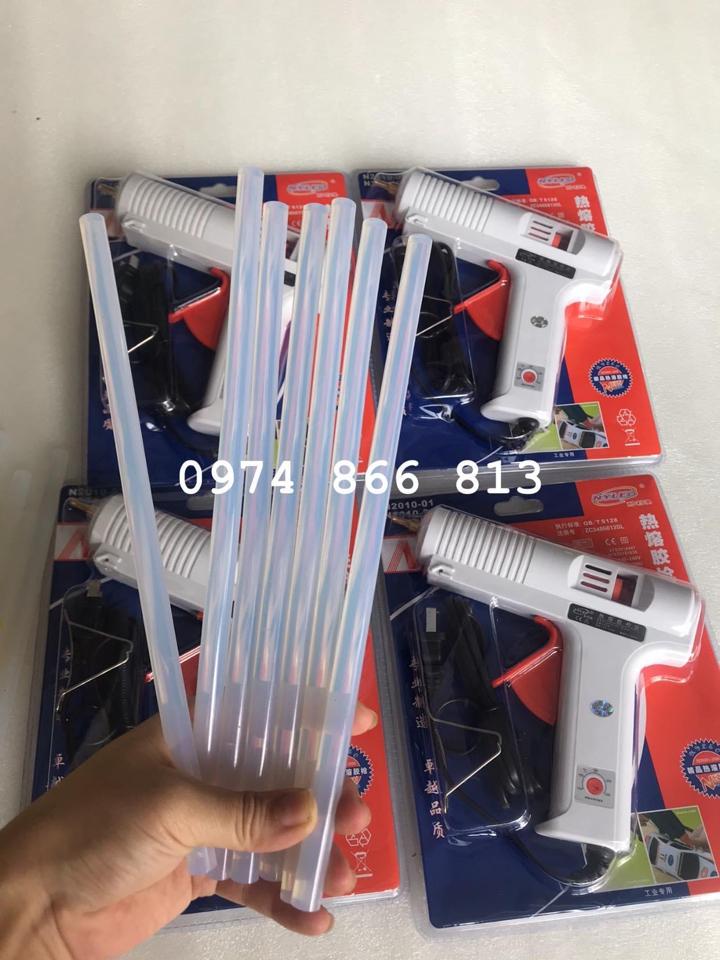 Keo nến trắng tính kg-duoc-ban-tai-Phạm Thuỳ Linh