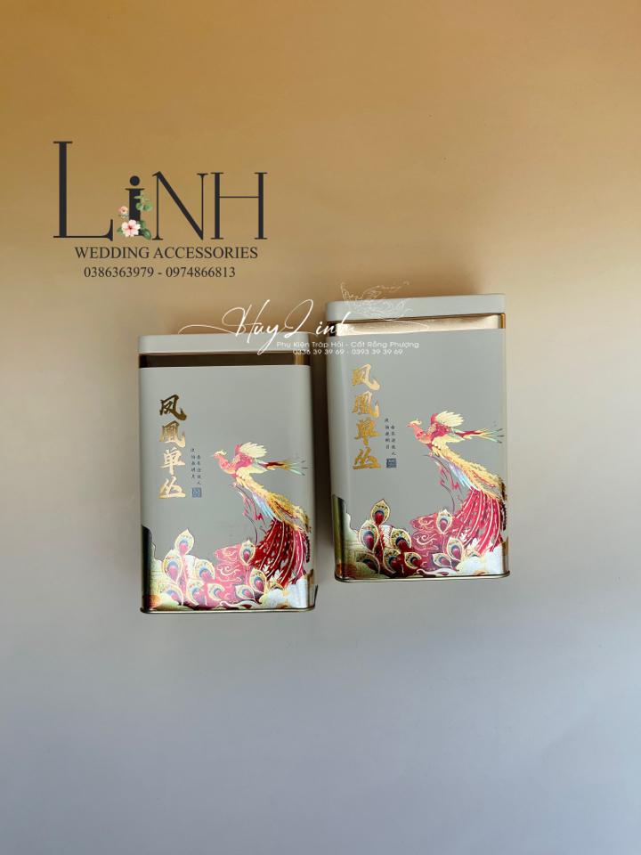Hộp thiếc 250g V1 -duoc-ban-tai-Phạm Thuỳ Linh