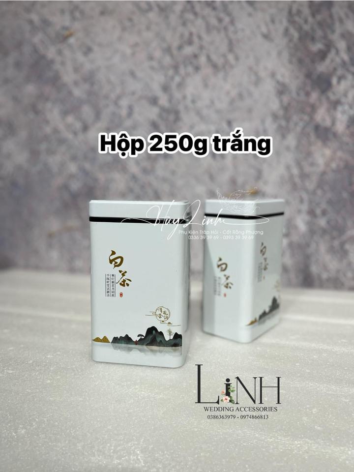 Hộp 250g Trắng-duoc-ban-tai-Phạm Thuỳ Linh