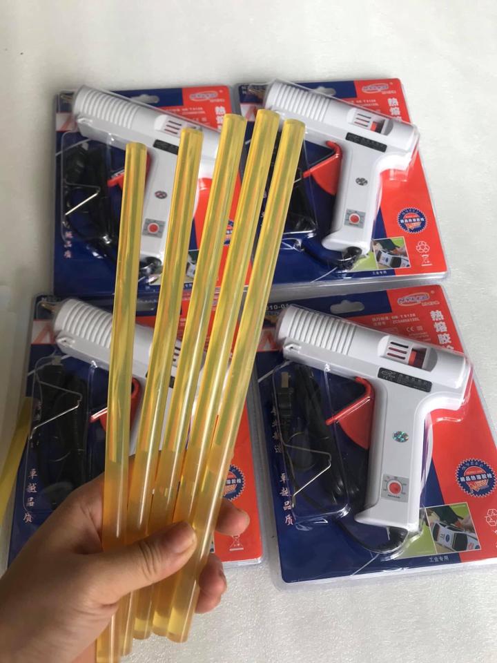 Keo nến vàng to (30cm)-duoc-ban-tai-Phạm Thuỳ Linh