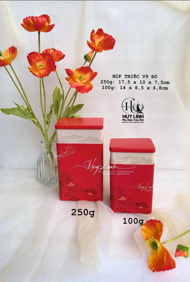 Hộp thiếc V9 ĐỎ-duoc-ban-tai-Phạm Thuỳ Linh