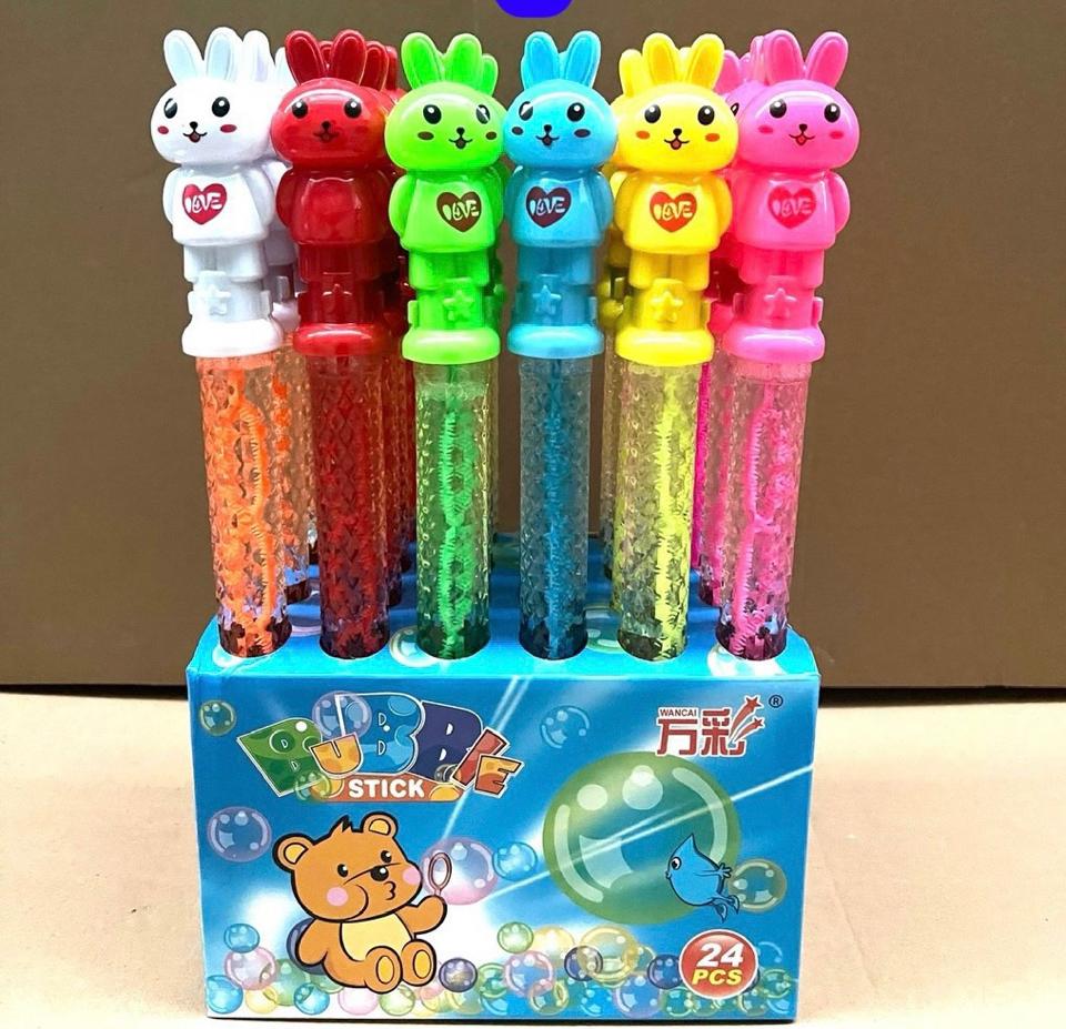 Thổi bong bóng que-duoc-ban-tai-SAM Shop