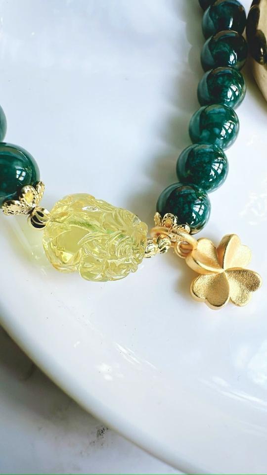 Lam ngọc Guatemala Type A kèm giấy kiểm định mix charm hổ phách cực đẹp-duoc-ban-tai-0352842688