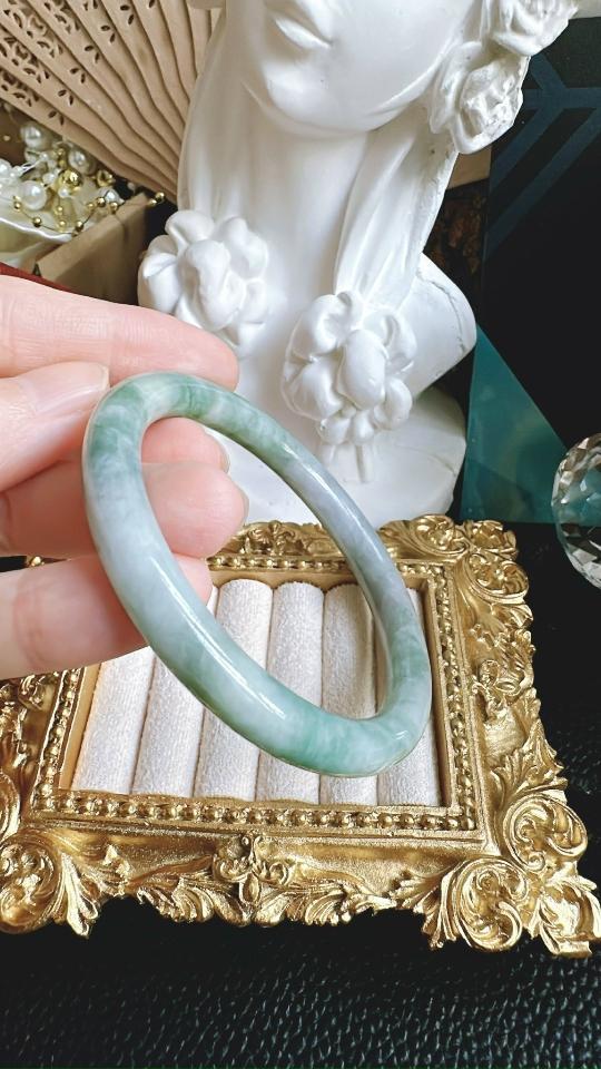 Vòng Cẩm thạch Myanmar loại A thiên nhiên Size 54,8mm bản 7,5ly-duoc-ban-tai-0352842688