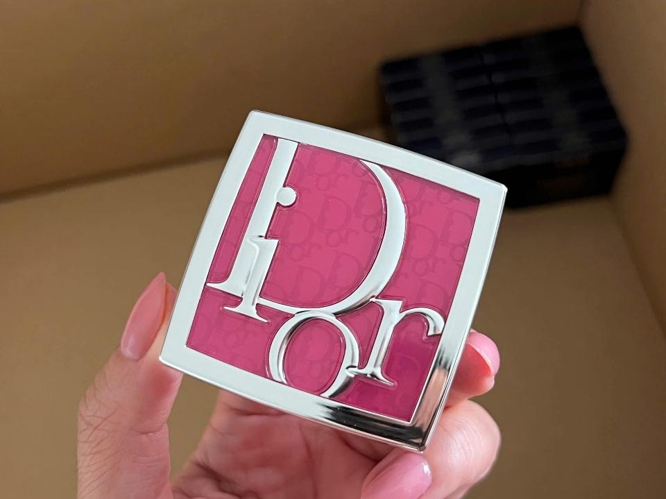 Phấn má Dior 006 Berry và Má hồng Dior 006 dạng thỏi-duoc-ban-tai-0352842688