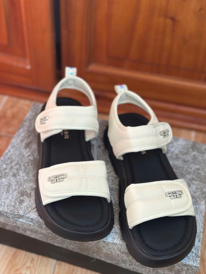 Giày sandal S35-39-duoc-ban-tai-Shop giày Ốc - Giày Nữ Thời Trang