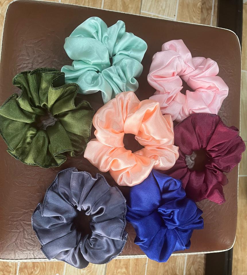 Cột tóc Satin 10k-duoc-ban-tai-Shop giày Ốc - Giày Nữ Thời Trang