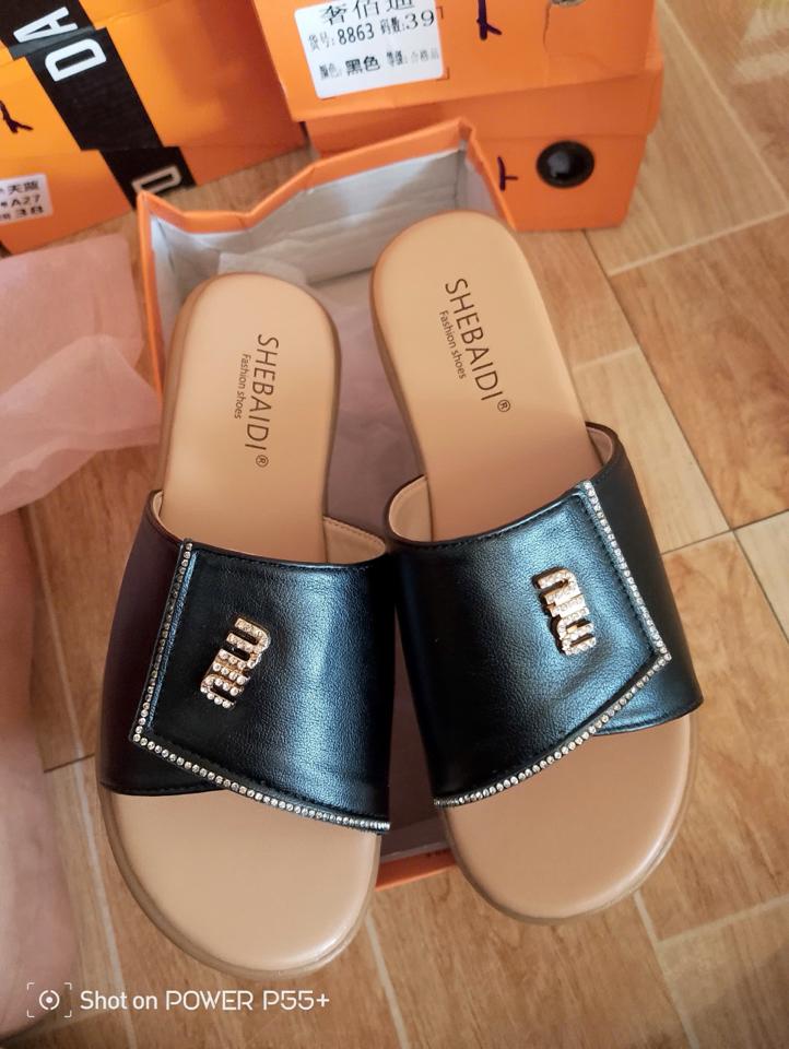 Dép Lê Đen Nữ-duoc-ban-tai-Shop giày Ốc - Giày Nữ Thời Trang