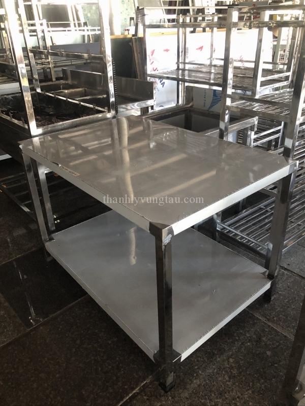 Bàn chặt inox 1m5 (D150xR80xC80)-duoc-ban-tai-CHODOCUVUNGTAU.VN