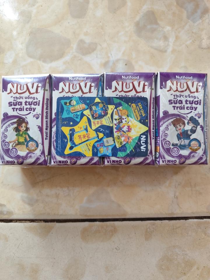 Sữa trái cây vị nho Nuvi-duoc-ban-tai-Tạp hóa khoa hương