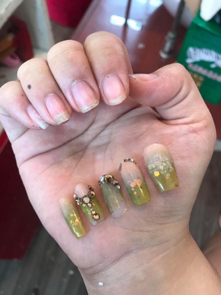 Tháo móng bột/gel -duoc-ban-tai-Virusn95nailroom