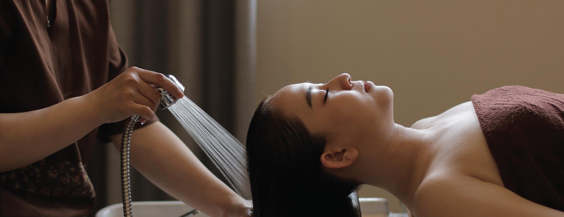 GỘI THƯỜNG-duoc-ban-tai-Sally le