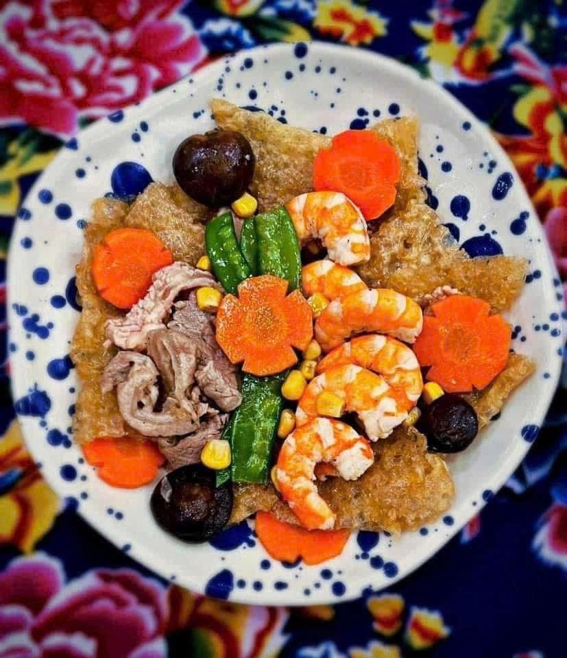 Bóng xào tôm ngũ sắc-duoc-ban-tai-Bếp Vị Bắc