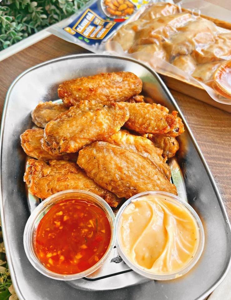 Cánh Gà giữa chiên giòn-duoc-ban-tai-Bếp Vị Bắc