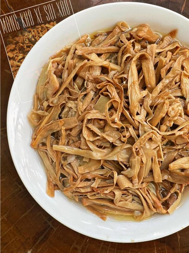 Măng khô xé sợi xào sẵn -duoc-ban-tai-Bếp Vị Bắc