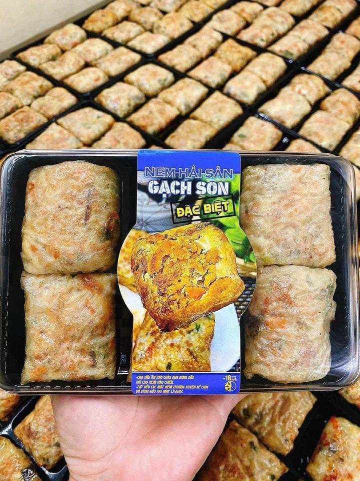 Nem Hải Sản gạch son-duoc-ban-tai-Bếp Vị Bắc