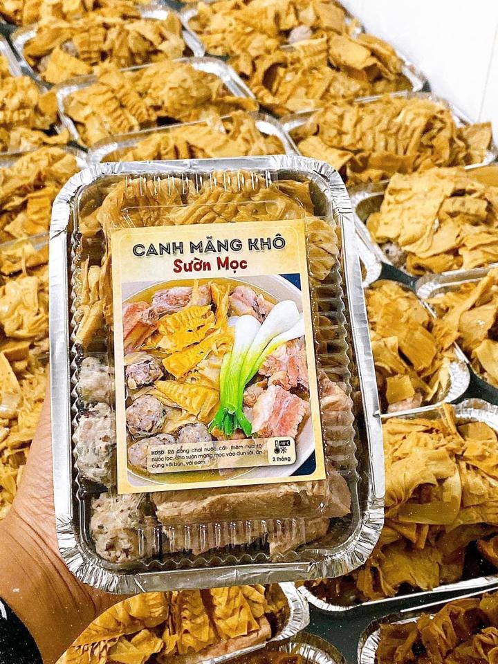 Canh măng sườn mọc-duoc-ban-tai-Bếp Vị Bắc