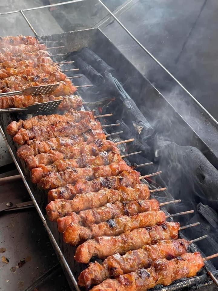 Thịt xiên nướng đặc biệt-duoc-ban-tai-Bếp Vị Bắc