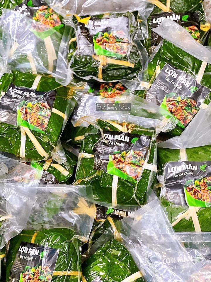 Lợn Mán bọc lá chuối-duoc-ban-tai-Bếp Vị Bắc