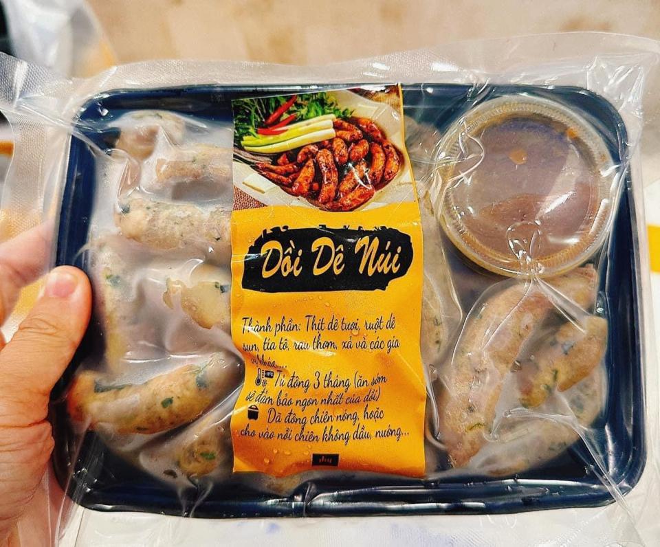 Dồi Dê Núi-duoc-ban-tai-Bếp Vị Bắc