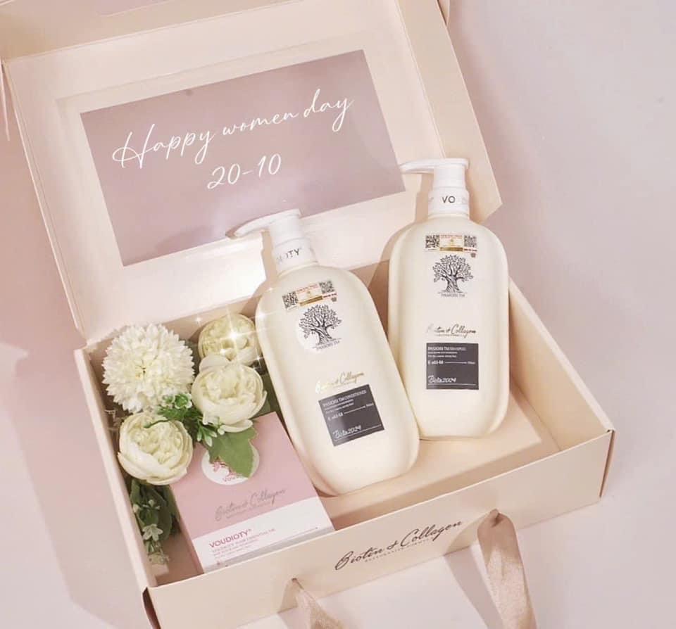 Vỏ hộp quà-duoc-ban-tai-Lục Hồng Vân -Mrakybeauty