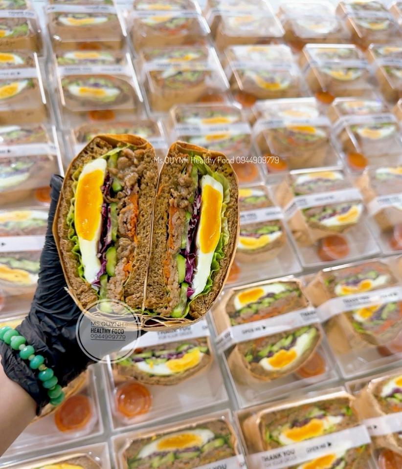 Bánh Sandwich Kẹp Bò-duoc-ban-tai-Ms.Quynh Healthy Food